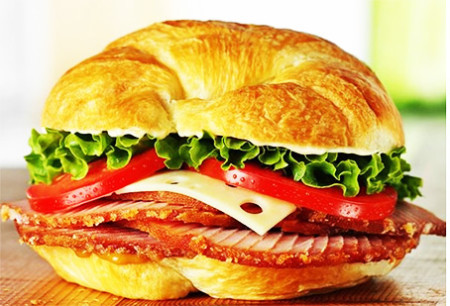 FREE Classic Ham Sandwich with The HoneyBaked Ham App Download