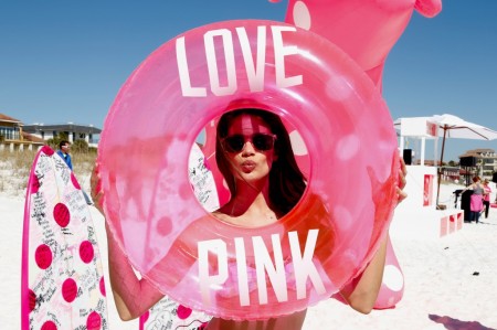 Victorias-Secret-PINK-Model-Sara-Sampaio-host-PINK-Nation-Spring-Break-Beach-Party-1024x682