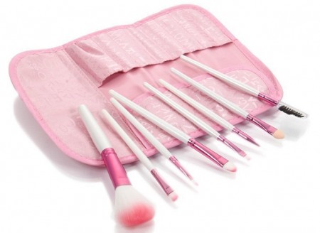 $3.37 Eight-Piece Pro Pink Make Up Brush Set + Free Shipping
