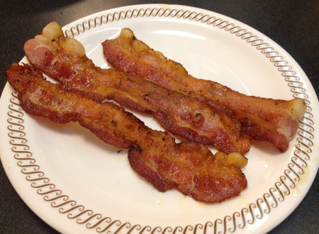 free-bacon-at-waffle-house1