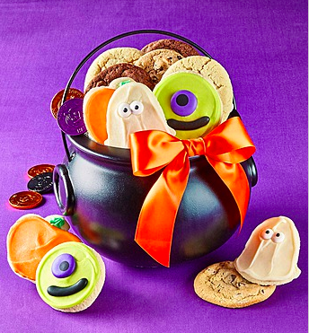 $14.99 (Reg $30) Halloween 17-Piece Cookie Cauldron