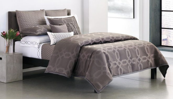 $43.39 (Reg $360) Simply Vera 4-Piece Queen Size Comforter Set + FREE Shipping