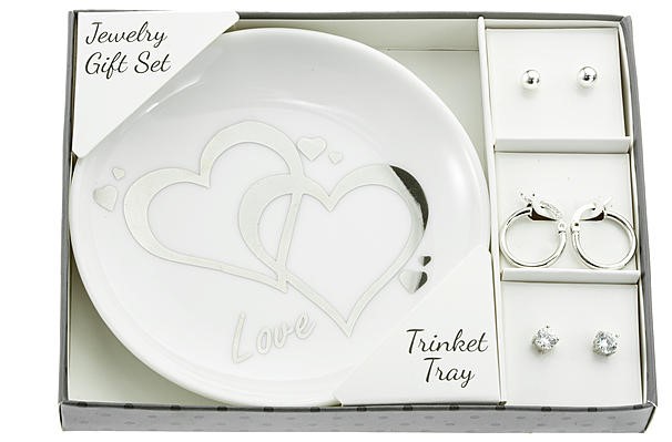 *HOT* $6.79 (Reg $60) 3-Pair Earring Set & Trinket Tray + FREE Pickup