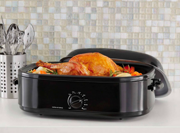 $19.94 (Reg $25) 14 Quart Turkey Roaster + FREE Pickup