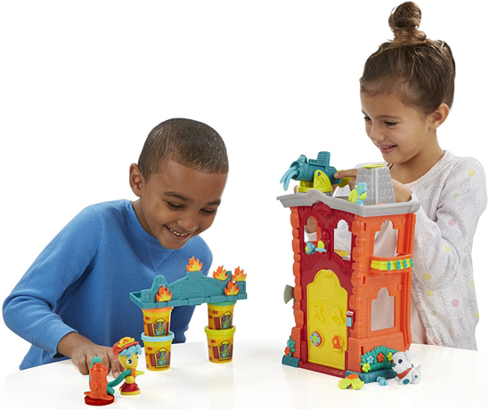 Play-Doh-Town-Firehouse-SITE