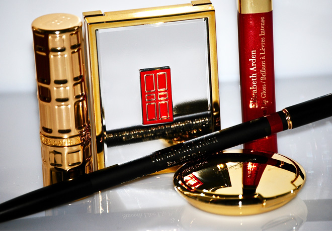 FREE 7-Piece Elizabeth Arden Gift with $35 Purchase + FREE Shipping ($104 Value!)