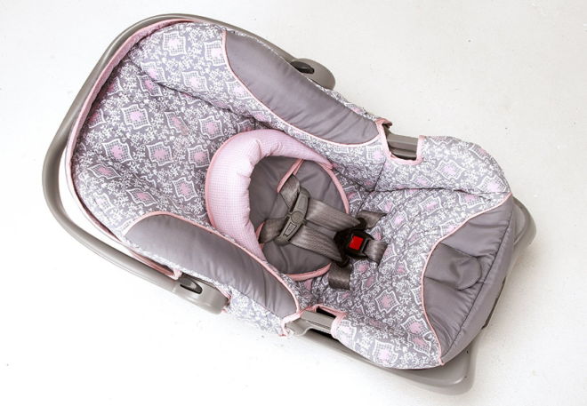 $63.31 (Reg $106) Safety 1st onBoard 35 Infant Car Seat + FREE Pickup
