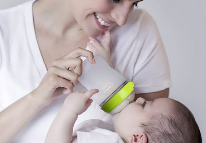 $7.96 (Reg $15) Comtomo Natural Feel Baby Bottle