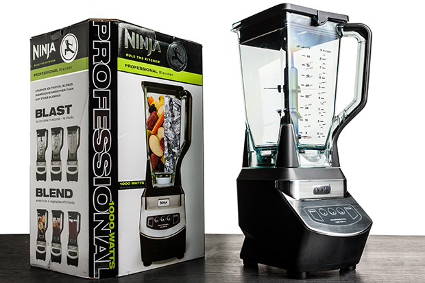 *HOT* $59.99 (Reg $126) Shark Ninja Professional Blender + FREE Shipping