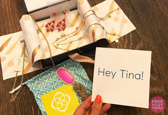HURRY! FREE First Month Customized Jewelry Rental + FREE Shipping ($21 Value!)