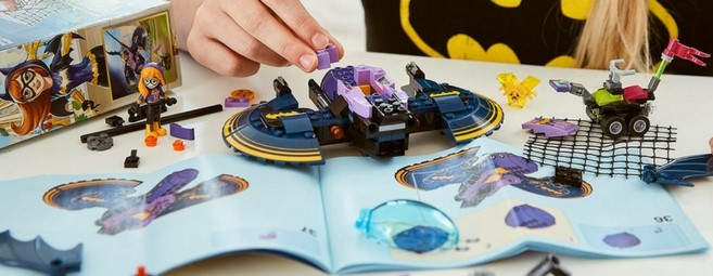 lego-superhero-girls