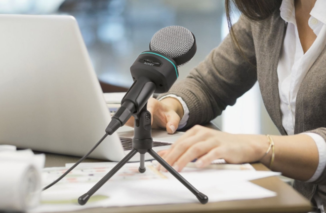 *HOT* $4.95 (Reg $29) Microphone & Tripod