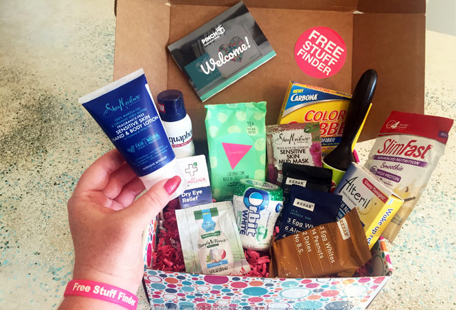 LIVE NOW: Deluxe FREE Sample Box (Olay, Dove, Make Up For Ever, & MORE!)