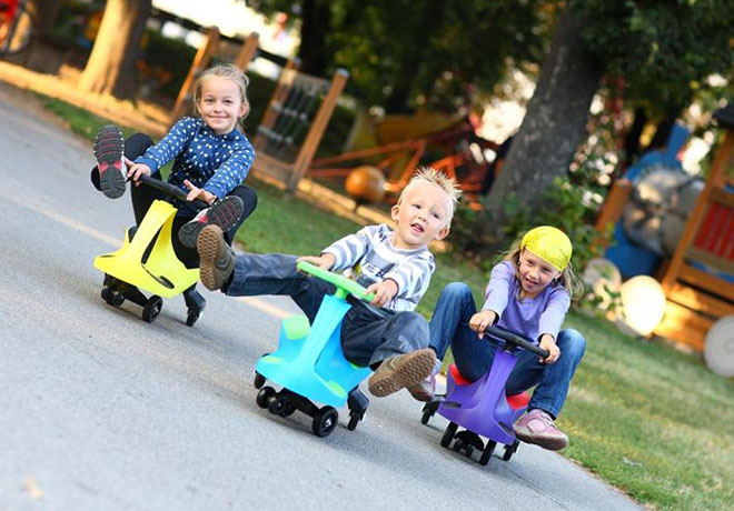 *HOT* $37.09 (Reg $70) PlaSmart PlasmaCar + FREE Shipping