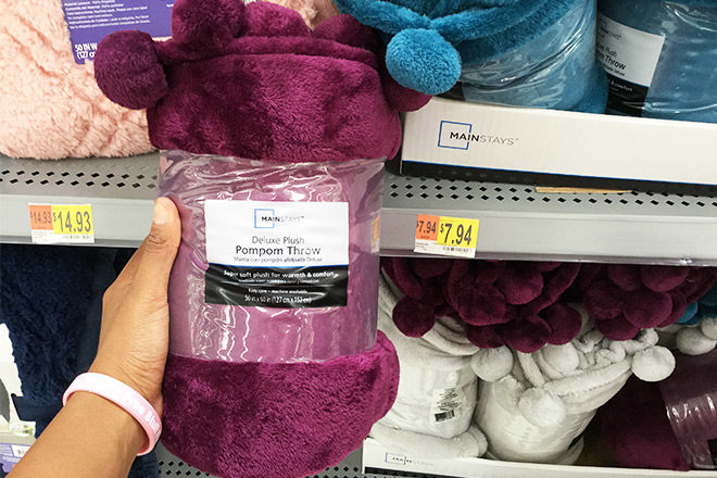 FREE PomPom Throw Blanket + FREE Pickup (12 Colors)