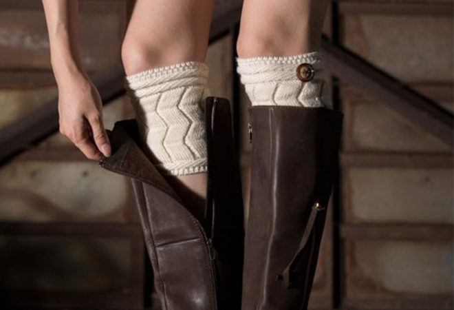 *HOT* Only $2.85 Knit Button Boot Cuffs + CHEAP Mermaid Makeup Brushes!