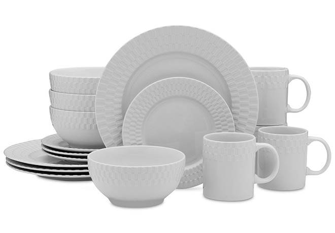 *HOT* $24.99 (Reg $100) Pfaltzgraff 16-Pc Dinnerware Set (BLACK Friday Price!)