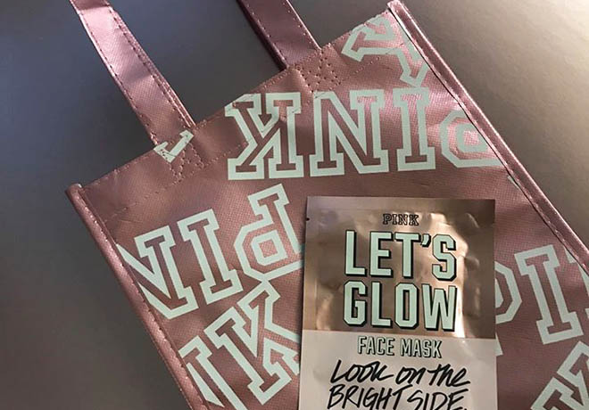 *HOT* FREE PINK Bag with Beauty Bonus (11/5 Only!)
