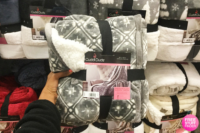*HOT* $11.19 (Reg $50) Cuddl Duds Sherpa Fleece Throw + FREE Shipping