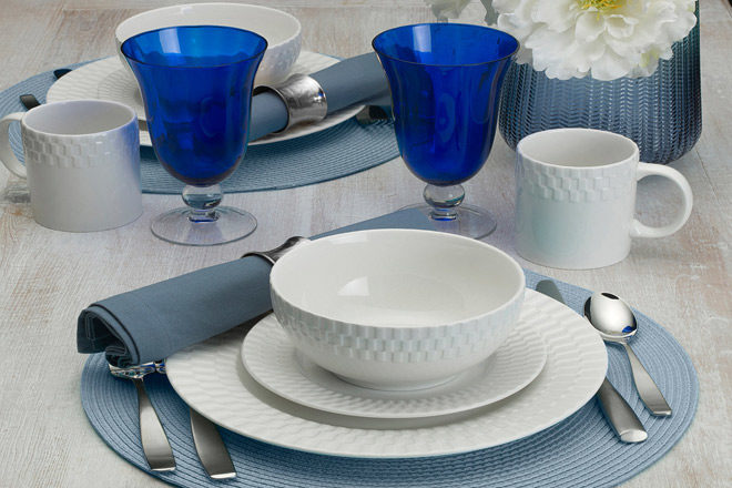 *HOT* $27.99 (Reg $100) Pfaltzgraff 16-Piece Dinnerware Set + FREE Shipping