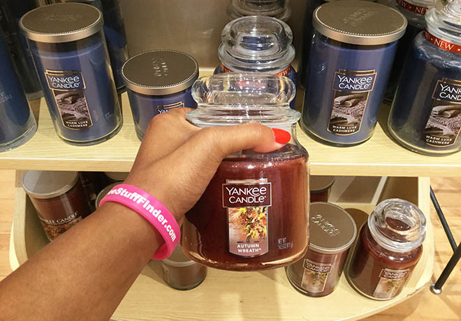 *HOT* $3 (Reg $11) Yankee Candle Small Jar Candles (Today & In-Store Only!)