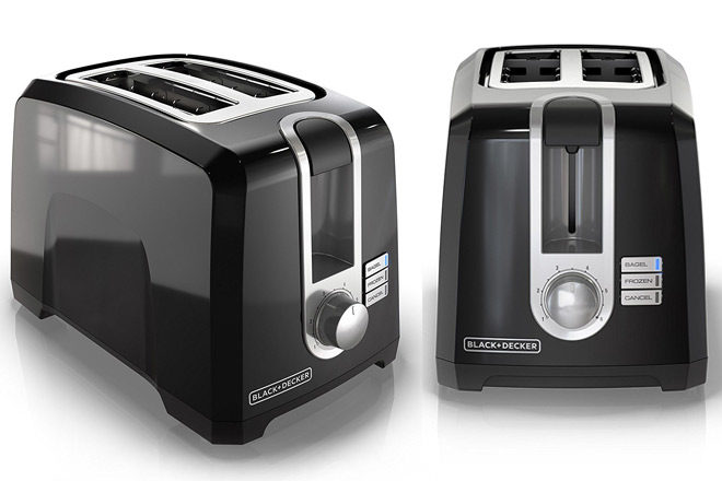 $13.38 (Reg $25) Black + Decker 2-Slice Extra-Wide Slot Toaster