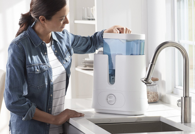 $29.88 (Reg $49) Honeywell Top Fill Cool Mist Humidifier + FREE Pickup