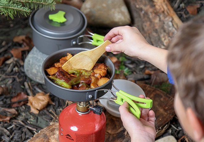 Amazon: MalloMe Camping Cookware 10-Piece Set ONLY $15.99 (Regularly $70)