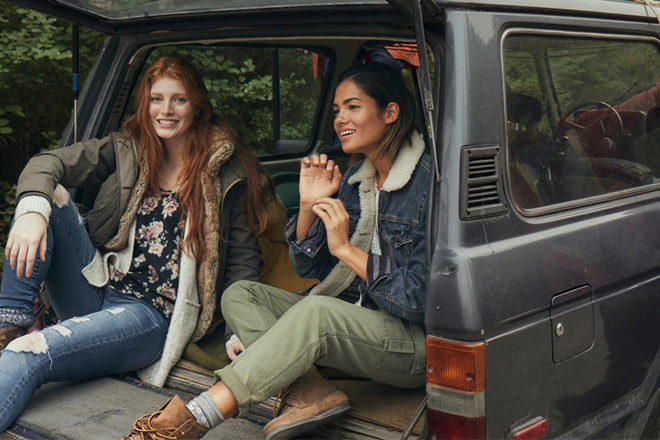 Up to 50% Off Abercrombie & Fitch Mid-Season Sale AND Extra 25% Off Purchase