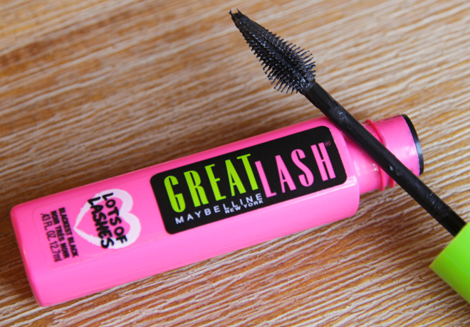 Amazon: Maybelline Great Lash Mascara JUST $2.39 + FREE Shipping (Reg $6.40)