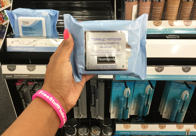 78% Off Neutrogena Makeup Remover Cleansing Towelettes at CVS - ONLY $1.37!