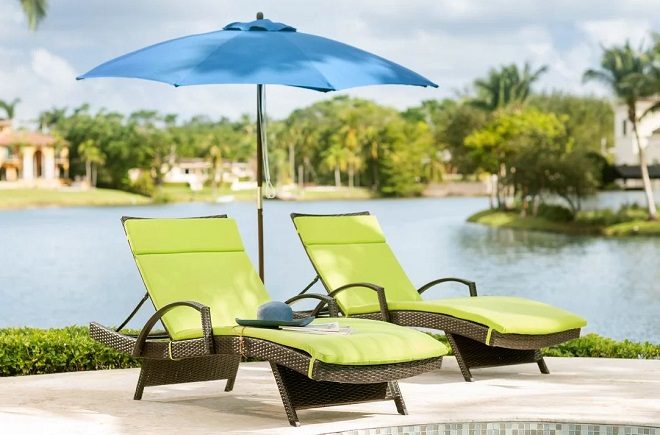 April 9' Market Umbrella ONLY $34.77 + FREE Shipping (Reg $100) - Ends in 1 HOUR!