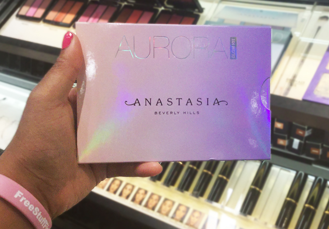 Anastasia Beverly Hills Aurora Glow Kit for Just $17 (Reg $40) + FREE Shipping at Macy’s