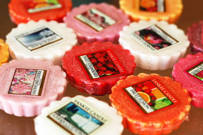 Yankee Candle: Ava Wax Warmer & 2 Easy Melt Cups ONLY $15 (Reg $30)