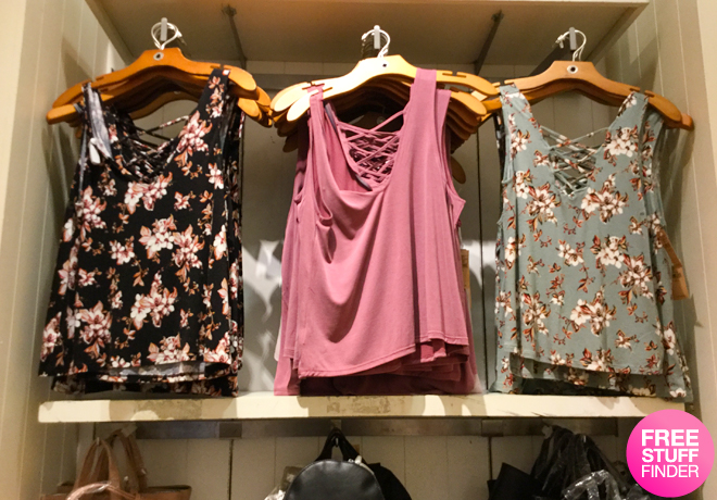 American Eagle: Up to 60% Off Apparel (Tees, Skirts, Dresses, Jeans) Cute Summer Outfits!