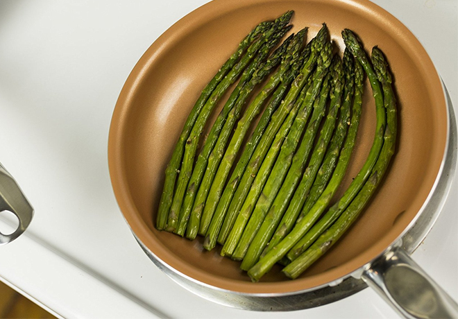 Macy's: Bella Copper 10-Inch Fry Pan for ONLY $9.99 (Reg $35) - Today Only