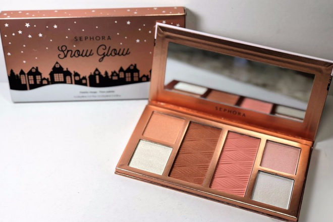 Sephora: Snow Glow Face Palette Just $17 at (Regularly $28)