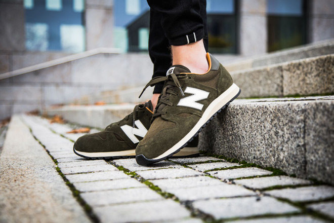 *HOT* New Balance 520 Men's Sneakers for ONLY $32.99 + $1 Shipping (Regularly $80)