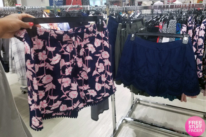 JCPenney: Women's Shorts for JUST $6.99 + FREE Store Pickup (Regularly $37)