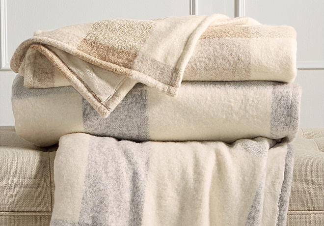 *HOT* Martha Stewart Throw for Just $7.99 (Reg $100) at Macy's - Great Reviews!