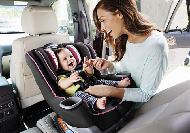 Amazon: Graco Extend2Fit Car Seat for $122 (Reg $200) + FREE Shipping - Great Reviews!