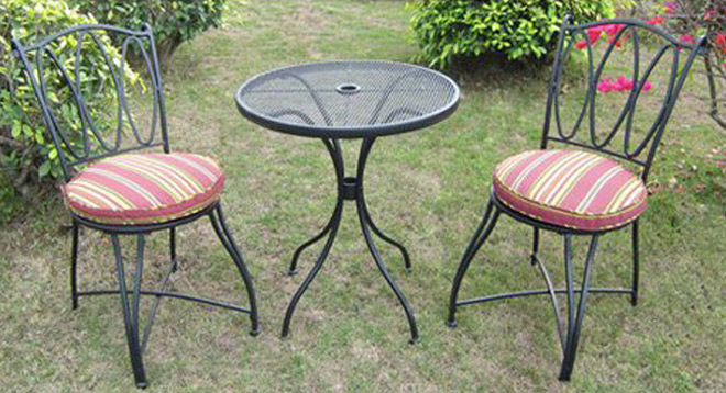 Walmart.com: Mainstays 3-Piece Bistro Set ONLY $59.30 (Reg $119) + FREE Shipping