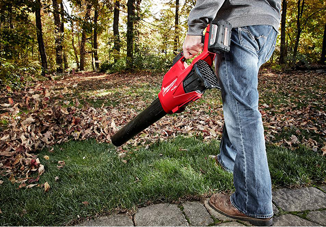 Home Depot: Milwaukee Cordless Blower Only $99 (Regularly $149) + FREE Shipping