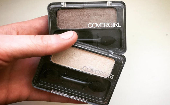 CoverGirl Eye Enhancers 1-Kit Champagne Eyeshadow for Just 52¢ on Amazon