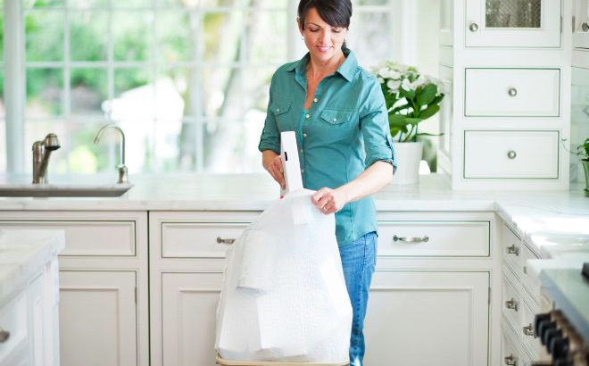 Glad ForceFlex 100-Count Kitchen Trash Bags Just $9.73 + FREE Shipping (Regularly $17)