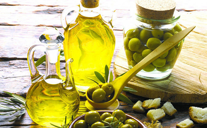 FREE World Market Brand Olive Oil for Rewards Members - Today Only!