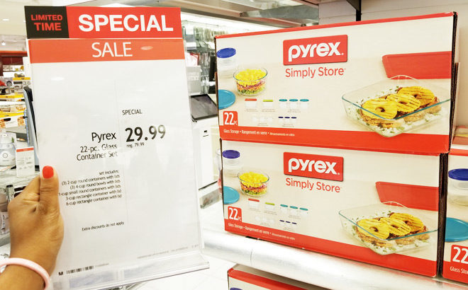 Macy’s: Pyrex 22-Piece Food Storage Set ONLY $29.99 (Regularly $80) + FREE Pickup