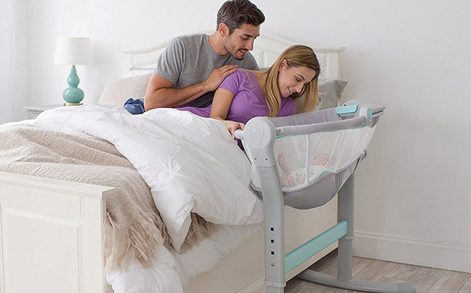 Amazon: SwaddleMe By Your Bed Sleeper ONLY $51.62 (Reg $100) + FREE Shipping
