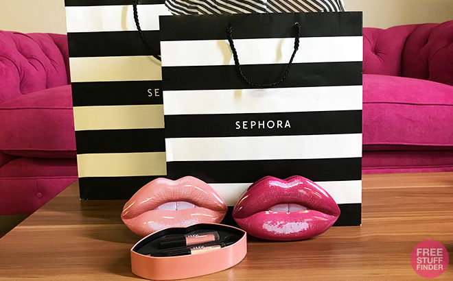 GIVEAWAY! 2 Readers Win Huda Beauty Lip Sets from Sephora 😍 (72 Hour Giveaway)