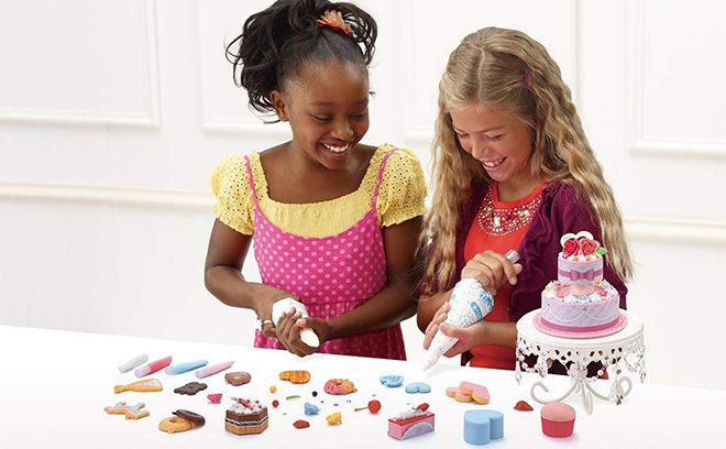 Amazon: Whipple Deluxe Kids Toy Pastry Craft Decorator Set JUST $7.99 (Reg $29.95)
